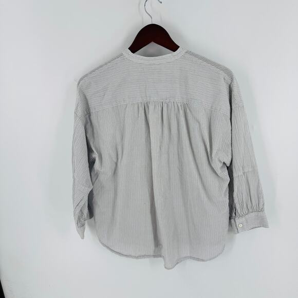 Everlane - Picture 2 of 5